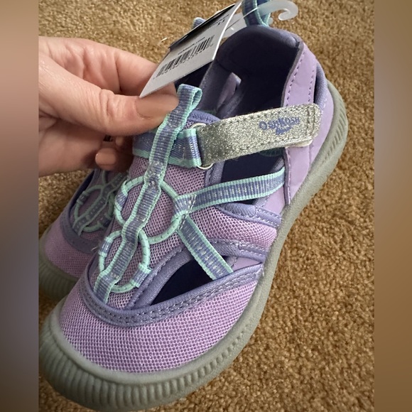 Oshkosh lavender purple bumper toe sneaker sandal - Picture 2 of 10
